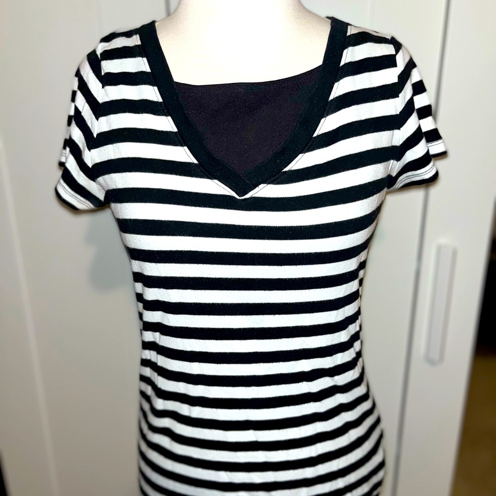 Black and white Striped v neck tee
